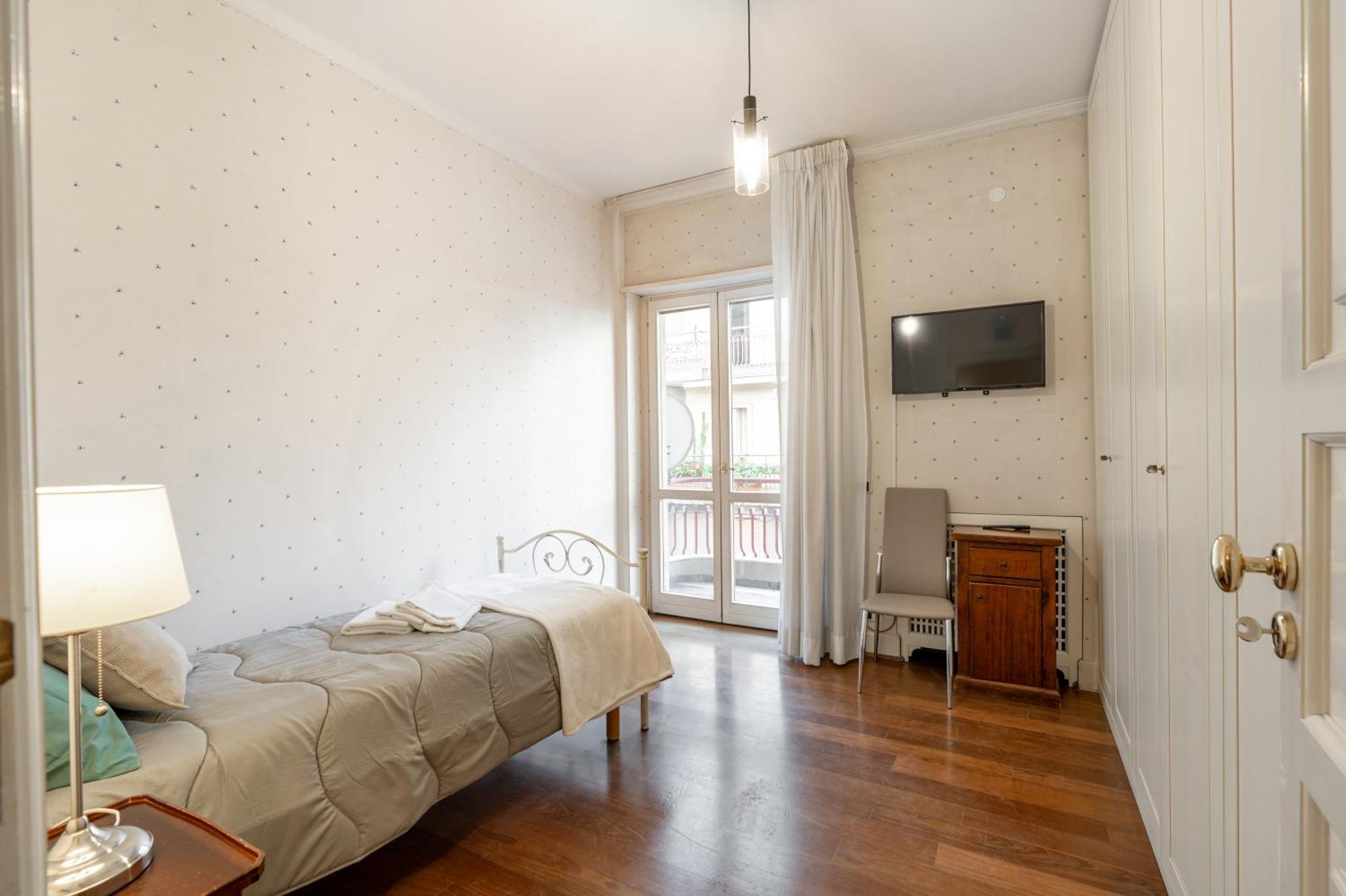B&B Frida Suite Home Trani Exteriör bild