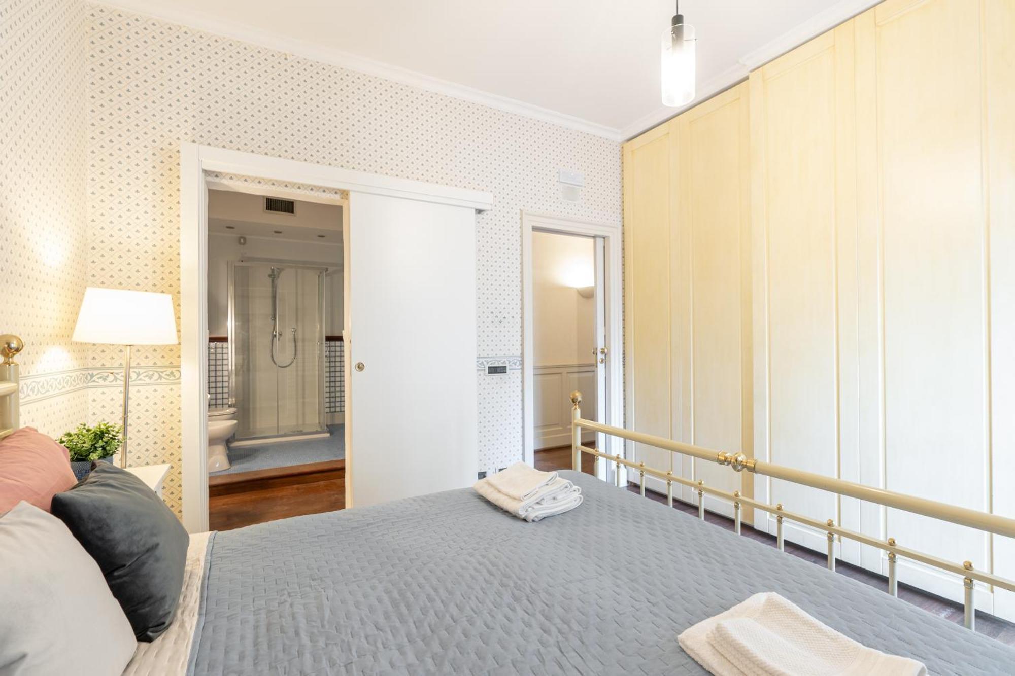 B&B Frida Suite Home Trani Exteriör bild
