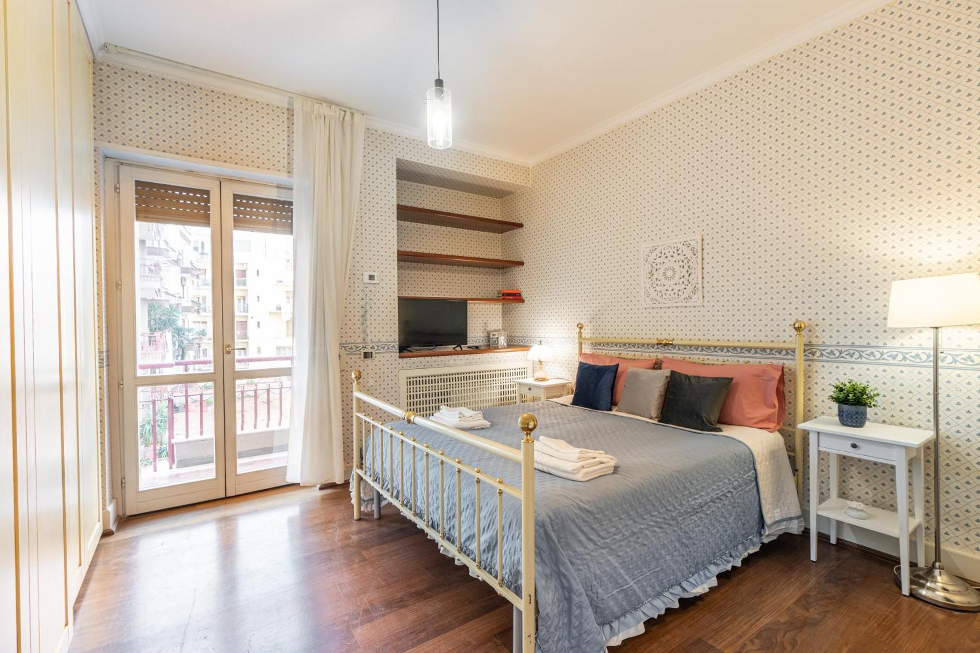 B&B Frida Suite Home Trani Exteriör bild